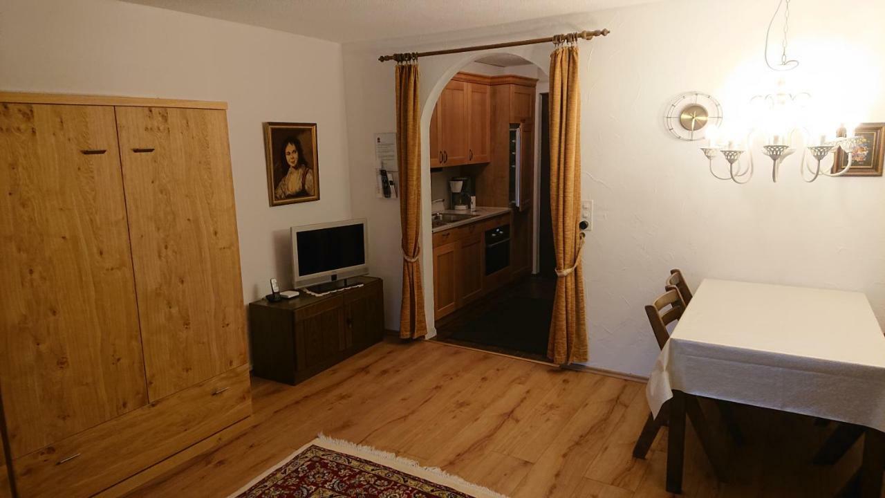 Haus Euphrasia كلوسترز المظهر الخارجي الصورة